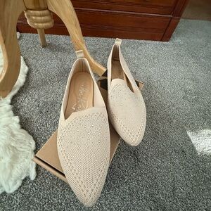 Chic Cream Women's Flats by [Brand]